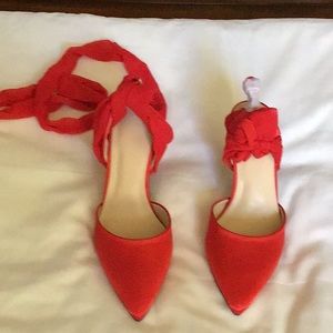 Coutgo Women Red Lace Up Satin Bow Closed Toe Pumps